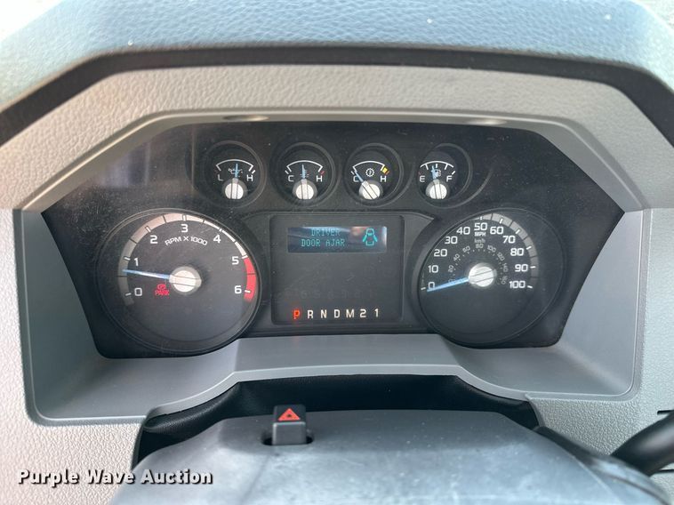 image for item EN3962 2019 Ford F650 Super Duty flatbed truck