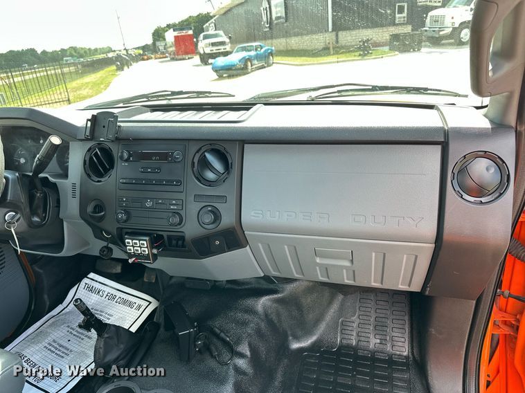 image for item EN3962 2019 Ford F650 Super Duty flatbed truck