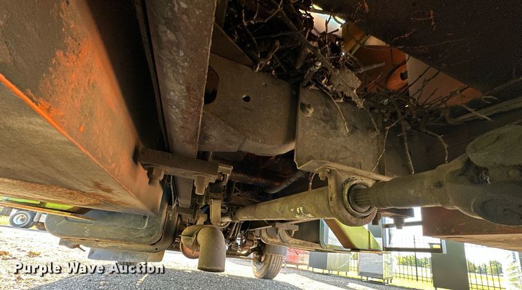 image for item EN3963 2000 GMC C7500 forestry bucket truck