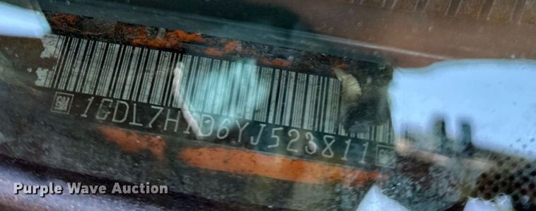 image for item EN3963 2000 GMC C7500 forestry bucket truck