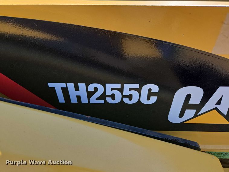 image for item EN3964 2017 Caterpillar TH255C telehandler