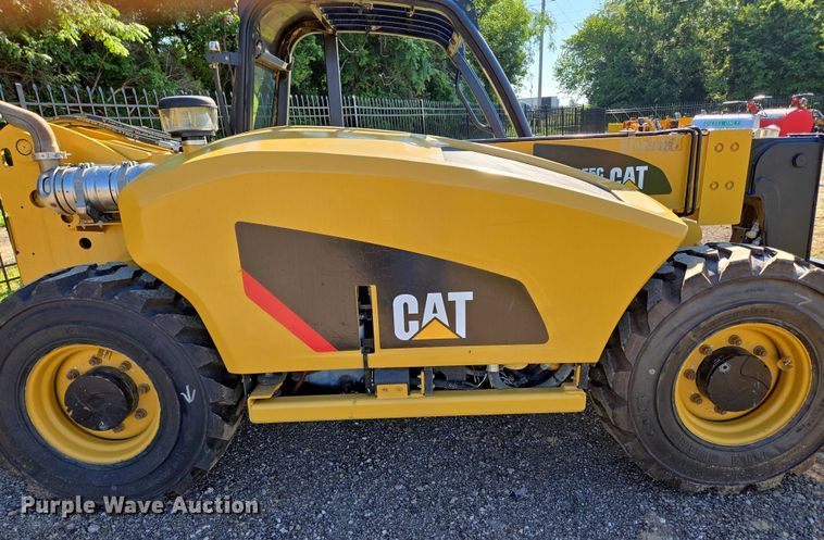 image for item EN3964 2017 Caterpillar TH255C telehandler