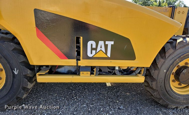 image for item EN3964 2017 Caterpillar TH255C telehandler