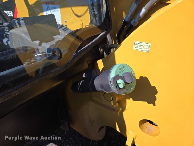 image for item EN3964 2017 Caterpillar TH255C telehandler