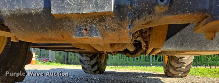 image for item EN3964 2017 Caterpillar TH255C telehandler