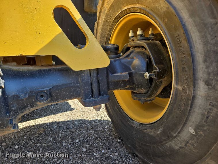 image for item EN3964 2017 Caterpillar TH255C telehandler