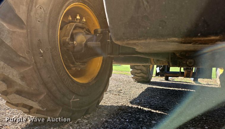 image for item EN3964 2017 Caterpillar TH255C telehandler