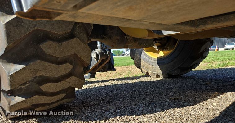 image for item EN3964 2017 Caterpillar TH255C telehandler