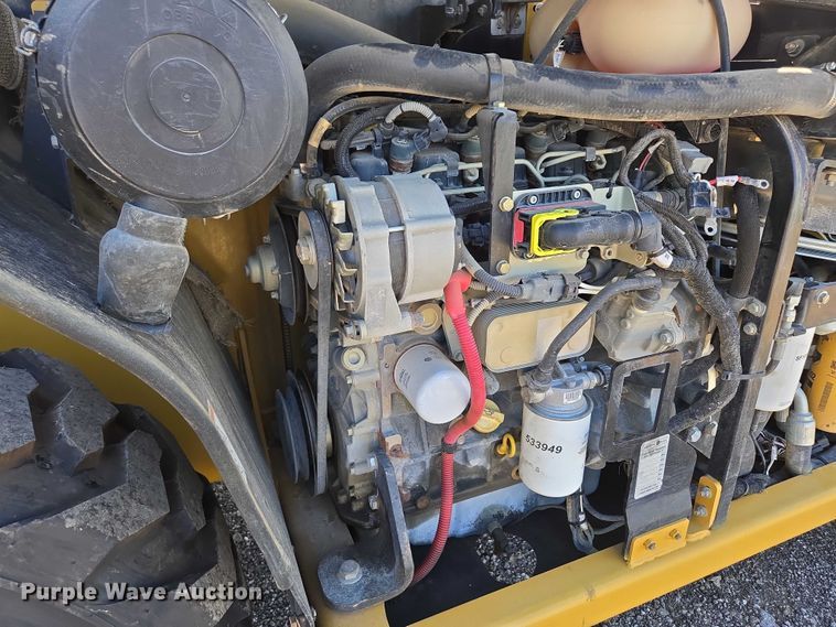 image for item EN3964 2017 Caterpillar TH255C telehandler