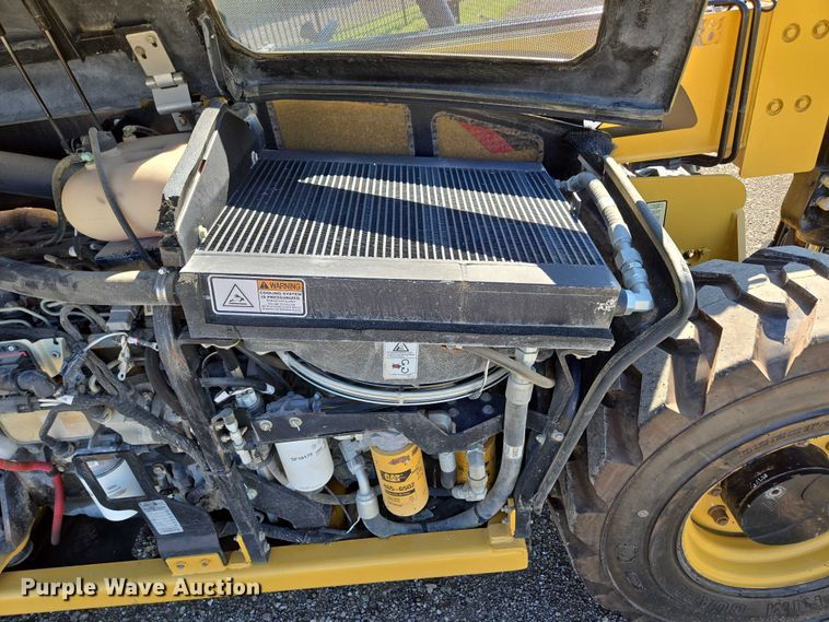 image for item EN3964 2017 Caterpillar TH255C telehandler