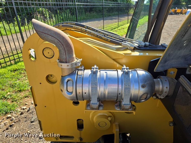 image for item EN3964 2017 Caterpillar TH255C telehandler