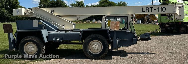 image for item EN3965 Lorain LRT-110 crane