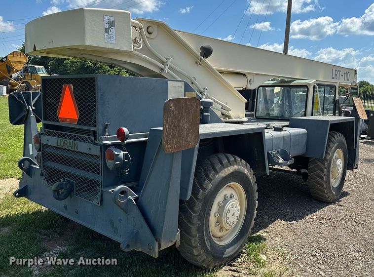 image for item EN3965 Lorain LRT-110 crane