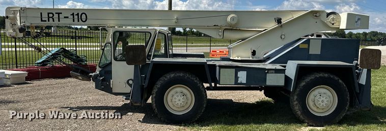 image for item EN3965 Lorain LRT-110 crane