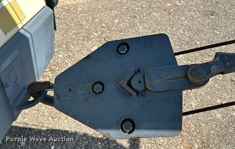 image for item EN3965 Lorain LRT-110 crane