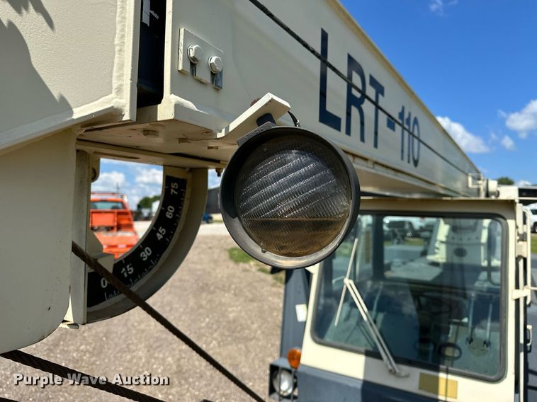 image for item EN3965 Lorain LRT-110 crane