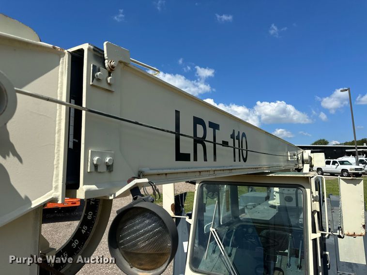 image for item EN3965 Lorain LRT-110 crane