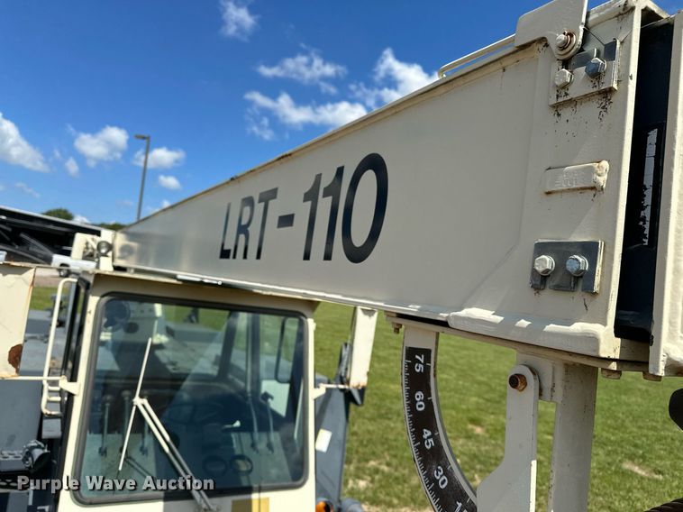 image for item EN3965 Lorain LRT-110 crane