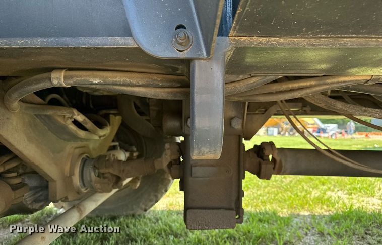 image for item EN3965 Lorain LRT-110 crane