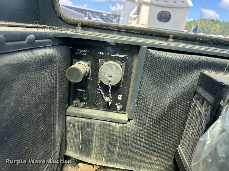 image for item EN3965 Lorain LRT-110 crane