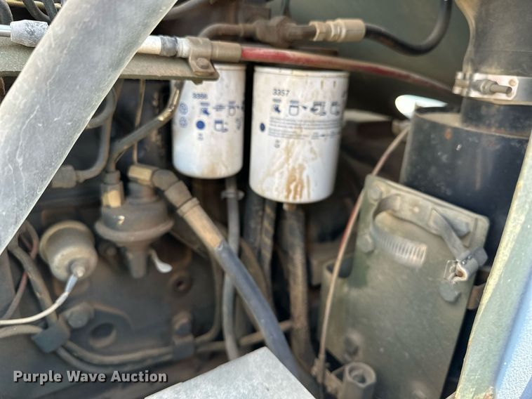 image for item EN3965 Lorain LRT-110 crane