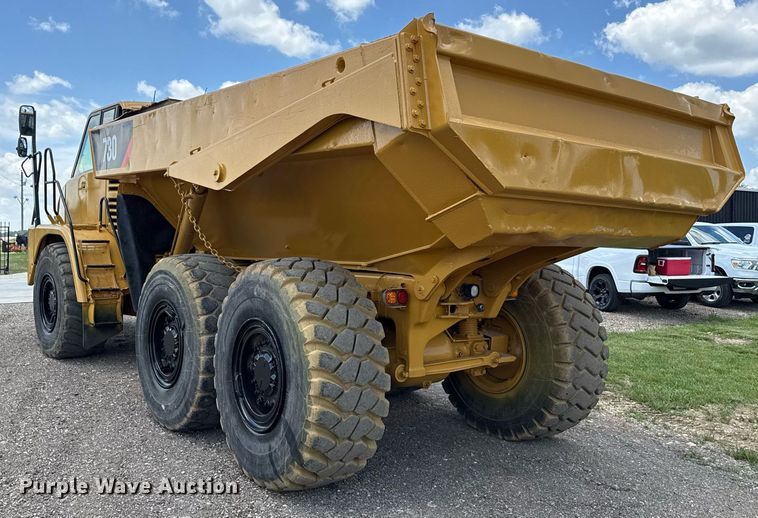 image for item EN3966 Caterpillar 730 haul truck