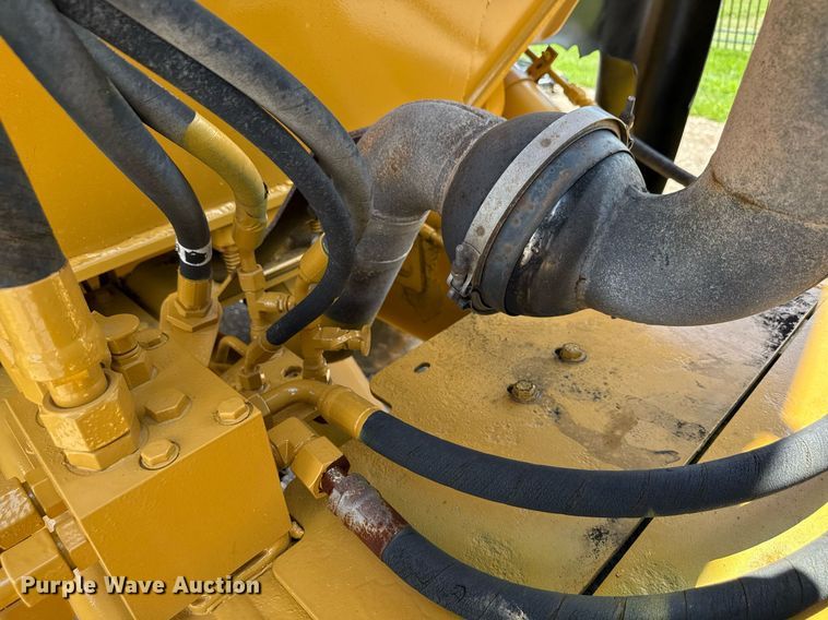 image for item EN3966 Caterpillar 730 haul truck