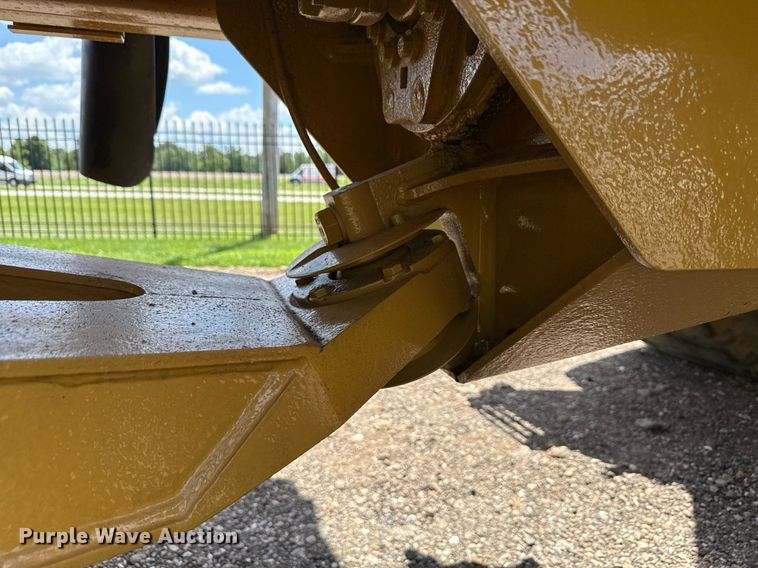 image for item EN3966 Caterpillar 730 haul truck