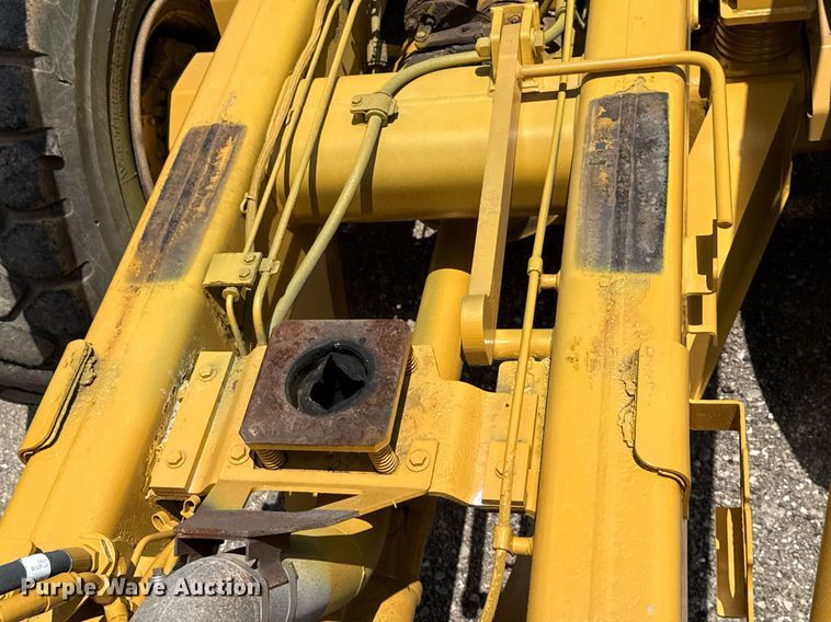 image for item EN3966 Caterpillar 730 haul truck
