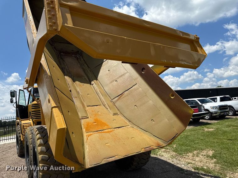 image for item EN3966 Caterpillar 730 haul truck