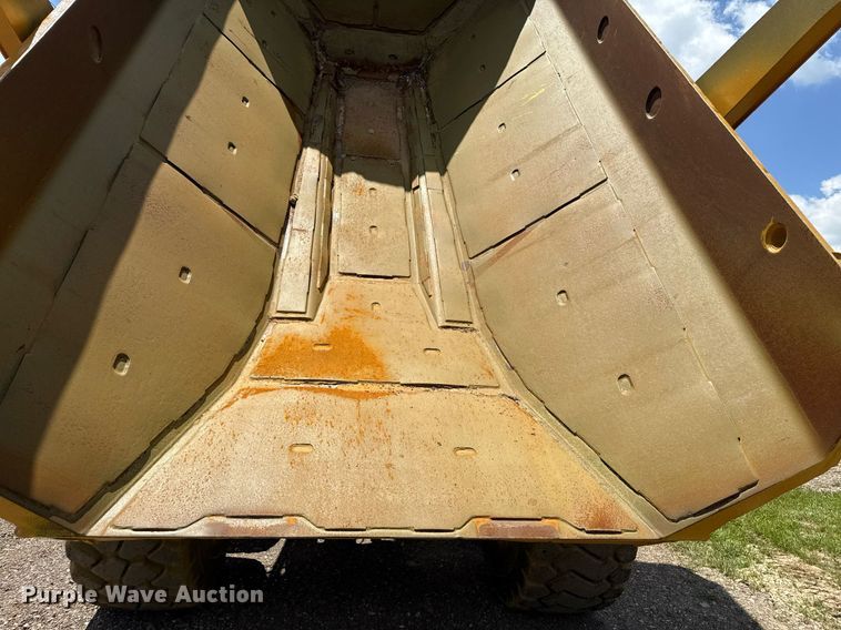 image for item EN3966 Caterpillar 730 haul truck