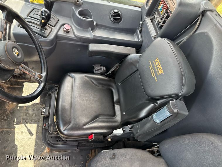 image for item EN3966 Caterpillar 730 haul truck