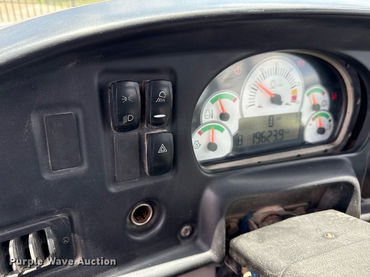 image for item EN3966 Caterpillar 730 haul truck