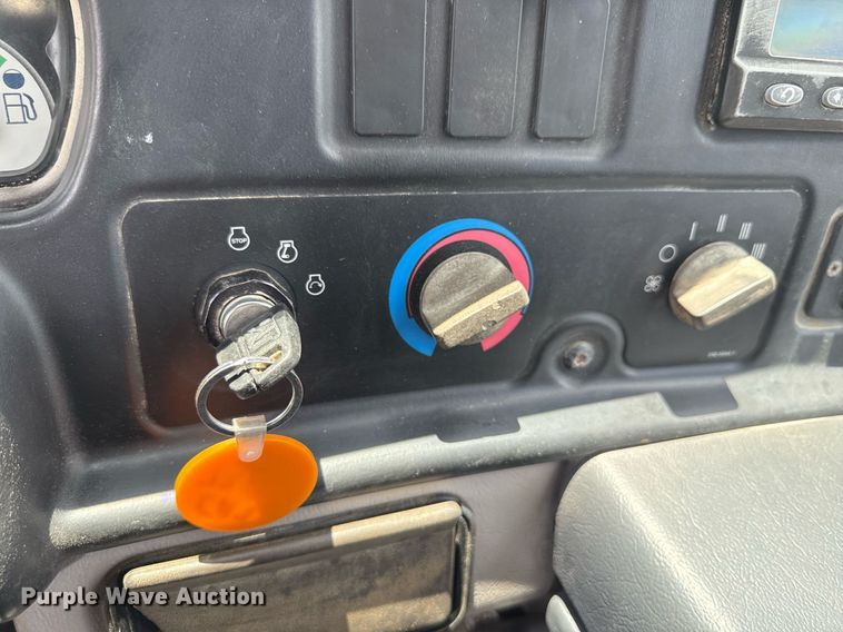 image for item EN3966 Caterpillar 730 haul truck