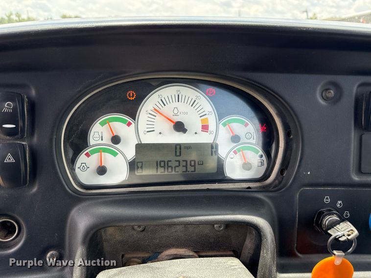 image for item EN3966 Caterpillar 730 haul truck