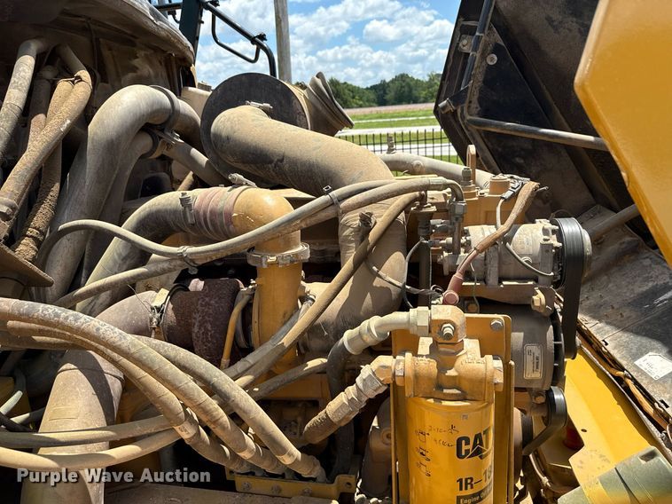 image for item EN3966 Caterpillar 730 haul truck