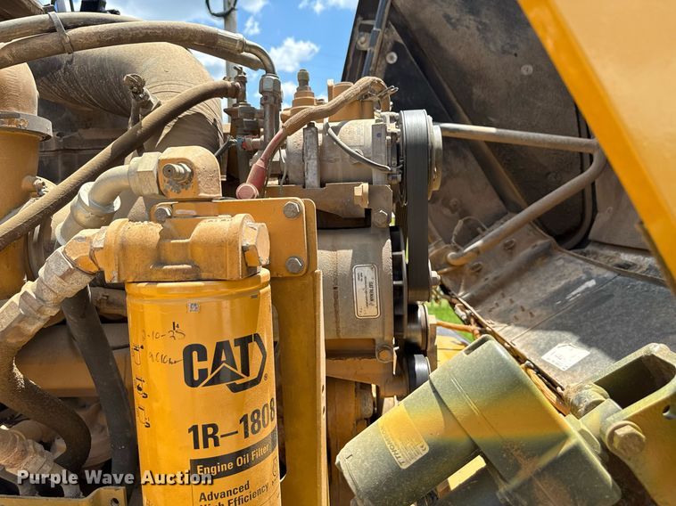 image for item EN3966 Caterpillar 730 haul truck