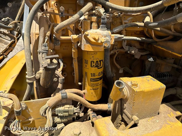 image for item EN3966 Caterpillar 730 haul truck