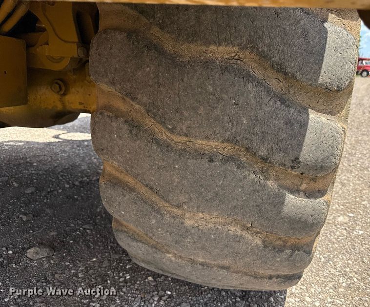 image for item EN3966 Caterpillar 730 haul truck