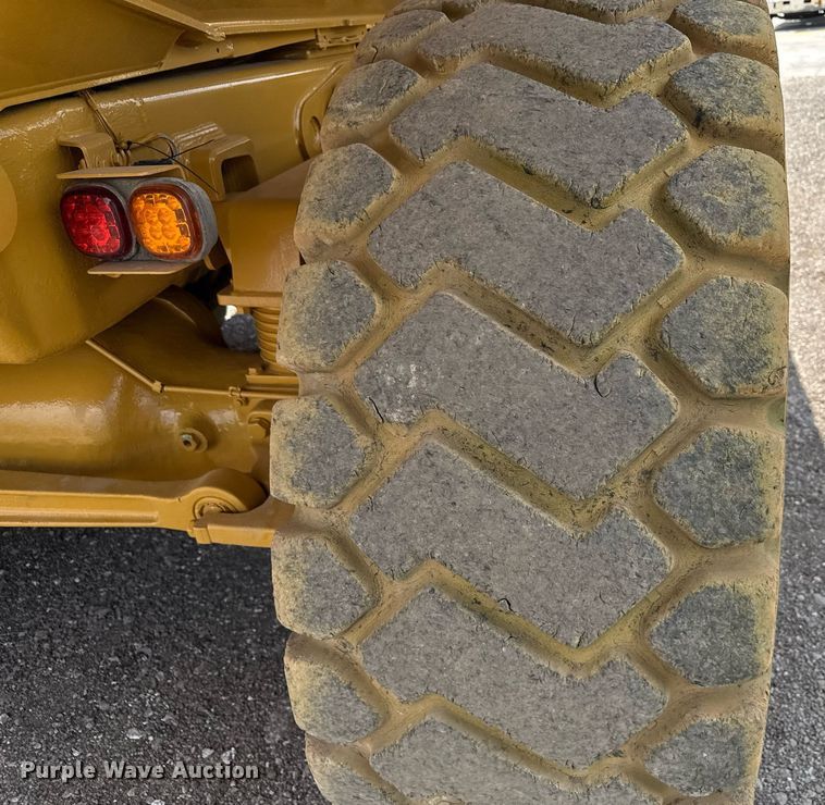 image for item EN3966 Caterpillar 730 haul truck