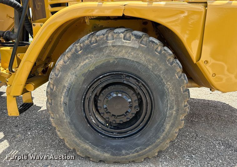 image for item EN3966 Caterpillar 730 haul truck