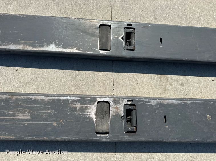 image for item EN4571 UniCarriers SPXT2W3G80BV pallet jack