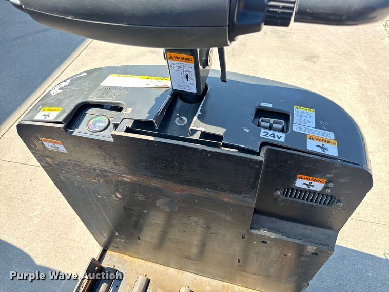 image for item EN4571 UniCarriers SPXT2W3G80BV pallet jack