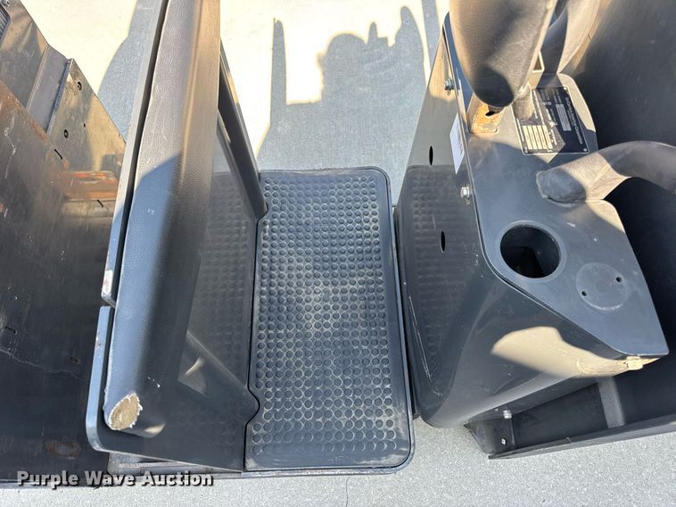 image for item EN4572 UniCarriers SPXT2W3G80BV pallet jack