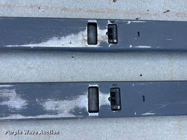 image for item EN4573 UniCarriers SPXT2W3G80BV pallet jack