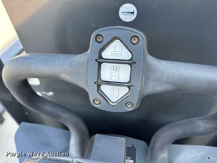 image for item EN4573 UniCarriers SPXT2W3G80BV pallet jack