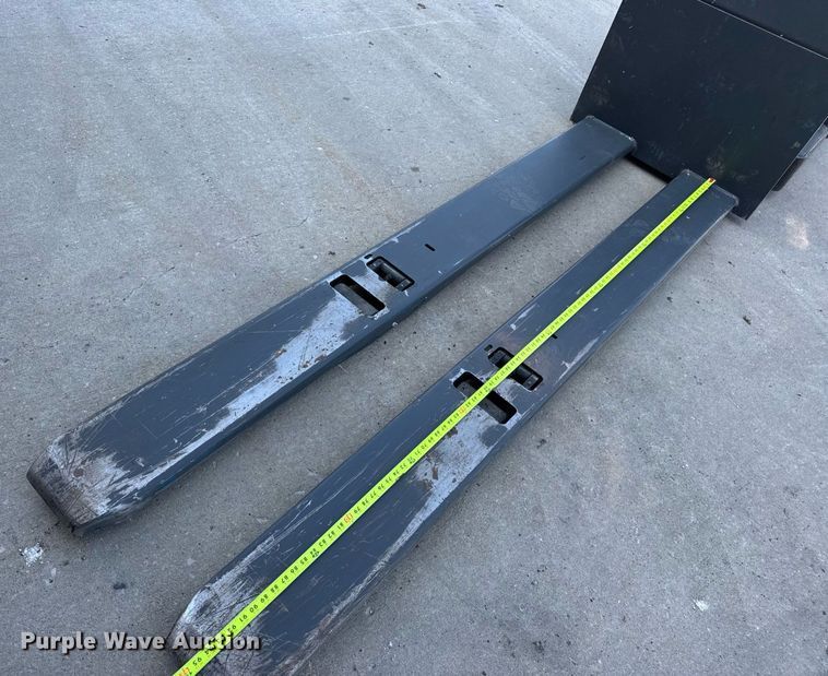 image for item EN4574 UniCarriers SPXT2W3G80BV pallet jack