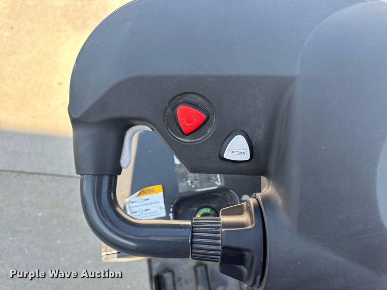 image for item EN4574 UniCarriers SPXT2W3G80BV pallet jack