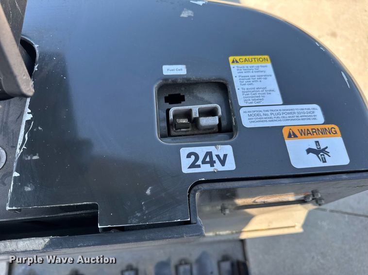 image for item EN4574 UniCarriers SPXT2W3G80BV pallet jack