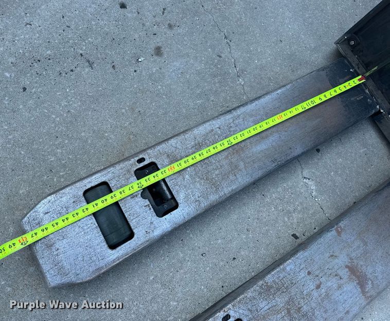 image for item EN4575 UniCarriers RPCT2W2G60BV pallet jack